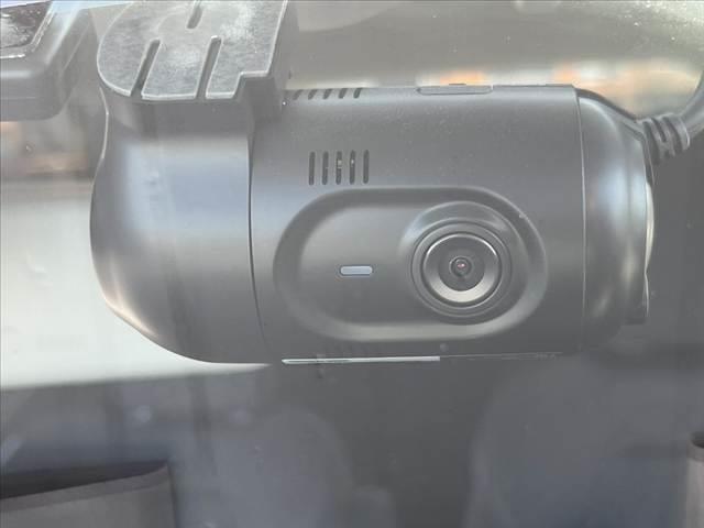 スイフト ハイブリッドＭＧ　後期　車検整備付　禁煙　ナビ　Ｂｌｕｅｔｏｏｔｈ　セーフティサポート　ドライブレコーダー　車線逸脱　横滑り防止　ブラインドスポットモニター　ハイビームアシスト　電格ミラー　スマートキー　Ｐスタート（41枚目）