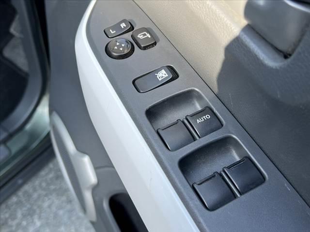 ハスラー G 車検整備付 禁煙 レーダーブレーキサポート シートヒーター アイドリングストップ 電格ミラー 横滑り防止 CDデッキ アームレスト ヘッドライトレベライザー プライバシーガラス バイザー ABS(25枚目)