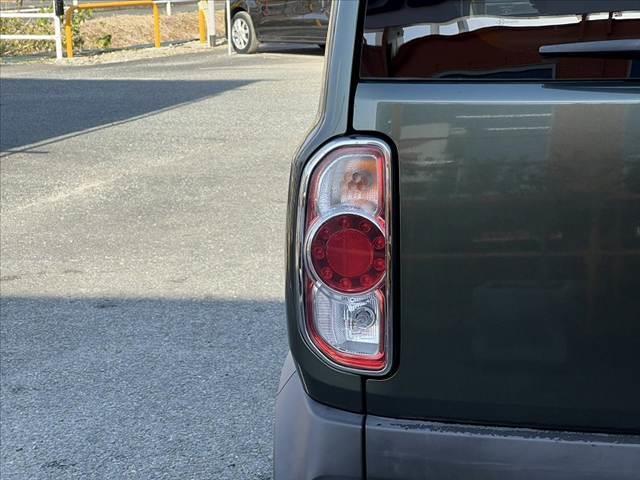 ハスラー G 車検整備付 禁煙 レーダーブレーキサポート シートヒーター アイドリングストップ 電格ミラー 横滑り防止 CDデッキ アームレスト ヘッドライトレベライザー プライバシーガラス バイザー ABS(38枚目)