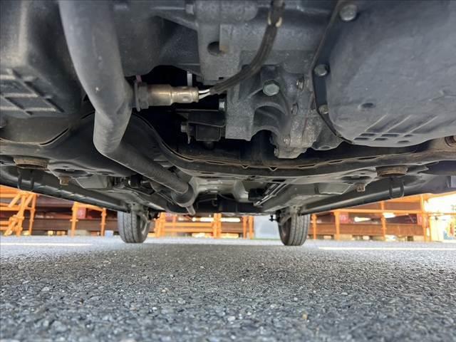 ハスラー G 車検整備付 禁煙 レーダーブレーキサポート シートヒーター アイドリングストップ 電格ミラー 横滑り防止 CDデッキ アームレスト ヘッドライトレベライザー プライバシーガラス バイザー ABS(46枚目)