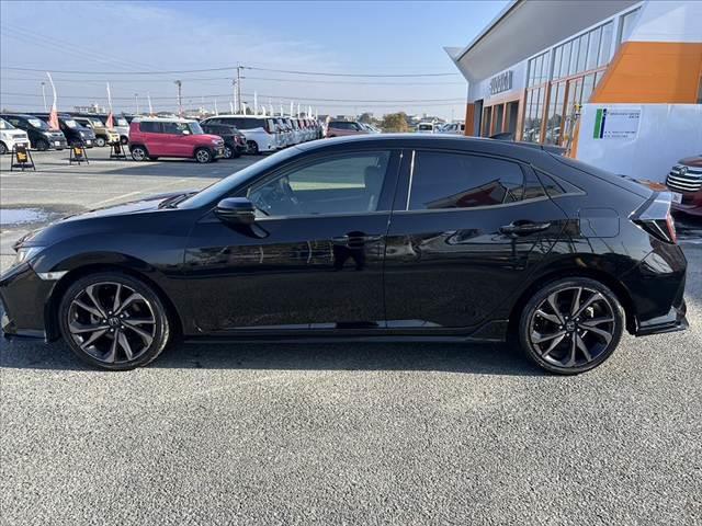 シビック ハッチバック　ホンダセンシング　車検整備付　ターボ　ホンダセンシング　社外ナビ／フルセグ／ＢＴ　ＬＥＤヘッドライト　スマートキー　Ｐスタート　ステリモ　ＥＴＣ　Ｂモニター　パドルシフト　Ａストップ　Ａライト　シートヒーター（11枚目）