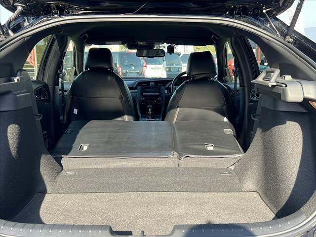 シビック ハッチバック　ホンダセンシング　車検整備付　ターボ　ホンダセンシング　社外ナビ／フルセグ／ＢＴ　ＬＥＤヘッドライト　スマートキー　Ｐスタート　ステリモ　ＥＴＣ　Ｂモニター　パドルシフト　Ａストップ　Ａライト　シートヒーター（21枚目）
