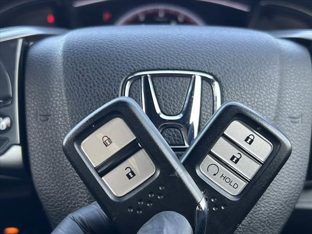 シビック ハッチバック　ホンダセンシング　車検整備付　ターボ　ホンダセンシング　社外ナビ／フルセグ／ＢＴ　ＬＥＤヘッドライト　スマートキー　Ｐスタート　ステリモ　ＥＴＣ　Ｂモニター　パドルシフト　Ａストップ　Ａライト　シートヒーター（24枚目）