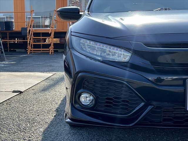 シビック ハッチバック　ホンダセンシング　車検整備付　ターボ　ホンダセンシング　社外ナビ／フルセグ／ＢＴ　ＬＥＤヘッドライト　スマートキー　Ｐスタート　ステリモ　ＥＴＣ　Ｂモニター　パドルシフト　Ａストップ　Ａライト　シートヒーター（41枚目）