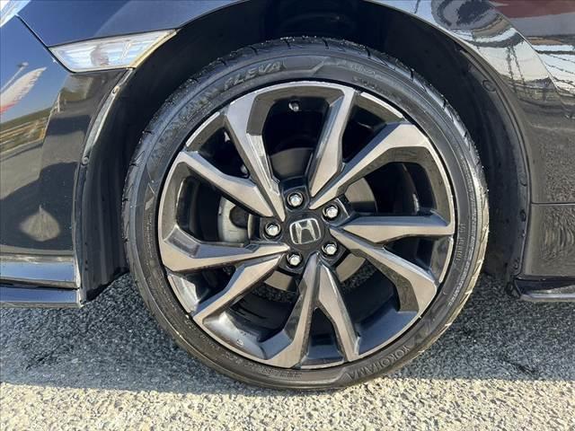 シビック ハッチバック　ホンダセンシング　車検整備付　ターボ　ホンダセンシング　社外ナビ／フルセグ／ＢＴ　ＬＥＤヘッドライト　スマートキー　Ｐスタート　ステリモ　ＥＴＣ　Ｂモニター　パドルシフト　Ａストップ　Ａライト　シートヒーター（45枚目）