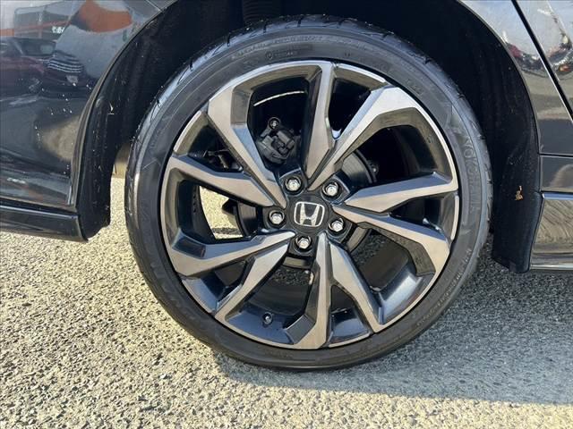 シビック ハッチバック　ホンダセンシング　車検整備付　ターボ　ホンダセンシング　社外ナビ／フルセグ／ＢＴ　ＬＥＤヘッドライト　スマートキー　Ｐスタート　ステリモ　ＥＴＣ　Ｂモニター　パドルシフト　Ａストップ　Ａライト　シートヒーター（47枚目）