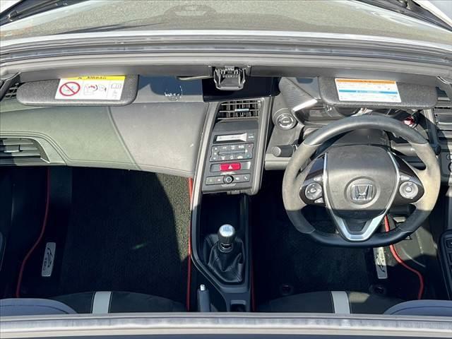 S660 α 後期 禁煙 クルコン Bモニター/センターディスプレイ LEDヘッドライト ETC 純正アルミ スマートキー シートヒーター 衝突軽減ブレーキ 誤発進抑制機能 横滑り防止 ハーフレザーシート マット(2枚目)