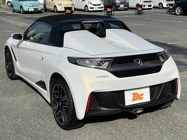 S660 α 後期 禁煙 クルコン Bモニター/センターディスプレイ LEDヘッドライト ETC 純正アルミ スマートキー シートヒーター 衝突軽減ブレーキ 誤発進抑制機能 横滑り防止 ハーフレザーシート マット(15枚目)