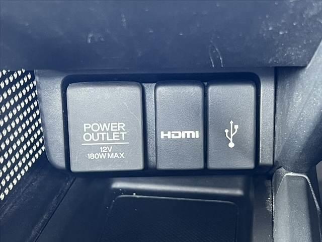 S660 α 後期 禁煙 クルコン Bモニター/センターディスプレイ LEDヘッドライト ETC 純正アルミ スマートキー シートヒーター 衝突軽減ブレーキ 誤発進抑制機能 横滑り防止 ハーフレザーシート マット(26枚目)