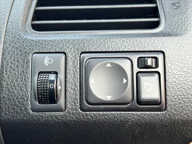 セレナ 20S 後期 禁煙 車検整備付 クルーズコントロール ディスプレイオーディオ バックカメラ オートライト 電格ミラー ドラレコ 横滑り防止 ミラーウィンカー ヘッドライトレベライザー シートリフター(28枚目)