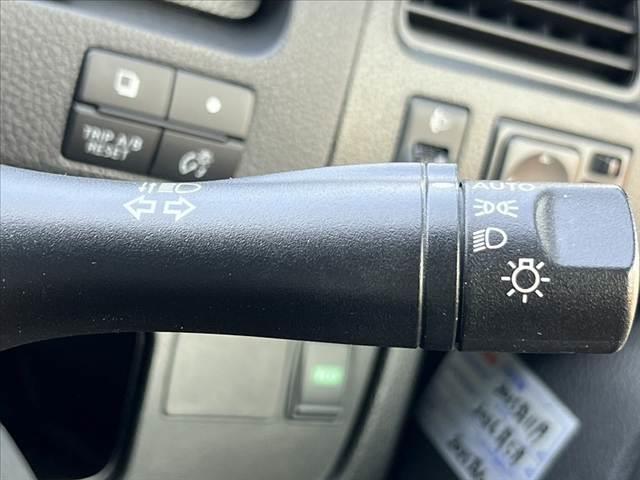 セレナ 20S 後期 禁煙 車検整備付 クルーズコントロール ディスプレイオーディオ バックカメラ オートライト 電格ミラー ドラレコ 横滑り防止 ミラーウィンカー ヘッドライトレベライザー シートリフター(33枚目)