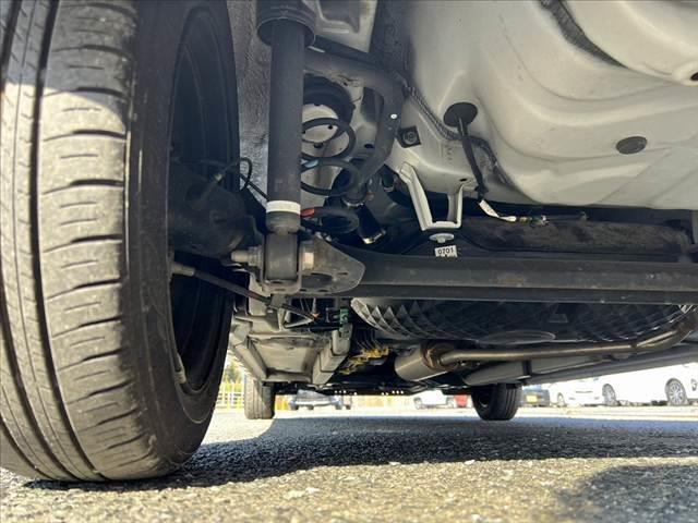 ミライース X SAIII 禁煙 車検整備付 アイドリングストップ コーナーセンサー ラジオ 横滑り防止 オートハイビーム プライバシーガラス 電格ミラー バニティーミラー セキュリティアラーム ヘッドライトレベライザー(49枚目)