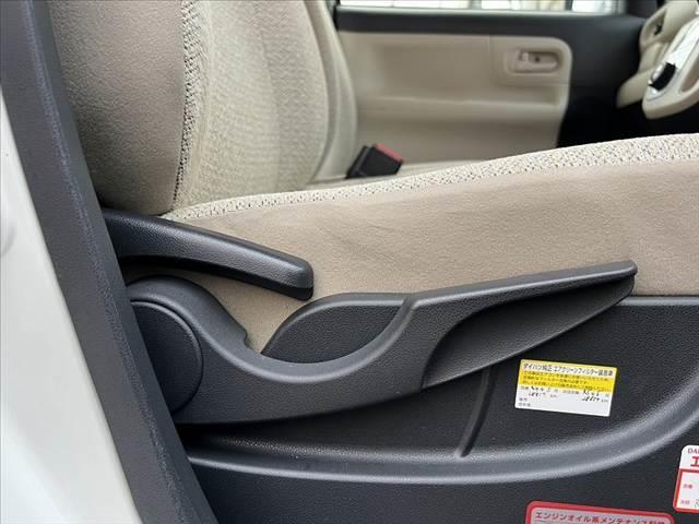 ムーヴキャンバス Ｘリミテッド　ＳＡＩＩ　車検整備付　禁煙車　スマートアシストＩＩ　禁煙　ワンオーナー　両側電動スライドドア　純正８インチＳＤナビ　フルセグ　Ｂｌｕｅｔｏｏｔｈ　ＤＶＤ　バックカメラ　ＥＴＣ　ドラレコ　ステリモ　オートライト（32枚目）