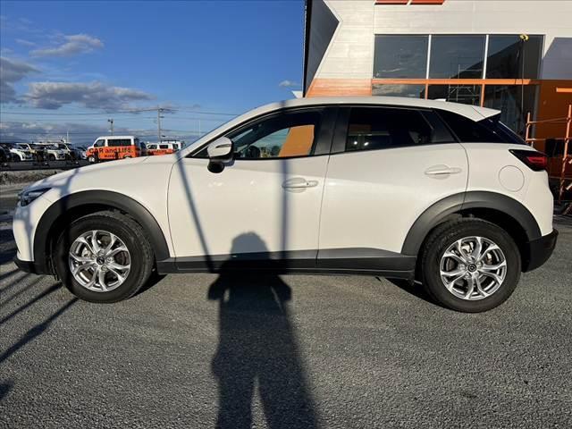 �K���X�R�[�e�B���O�Ȃǂ��s���Ă���܂��B�v���̋Ǝ҂ɂ��A�{�H�ł��̂ł����S���Ă����݂��������B