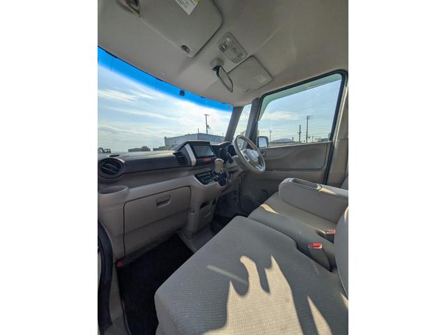 Ｎ－ＢＯＸ Ｇ・Ｌパッケージ　両側パワースライドドア　Ｂｌｕｅｔｏｏｔｈ　ナビ　ＴＶ　ＥＴＣ（9枚目）