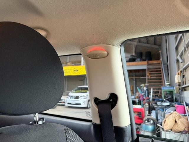 ＭＩＮＩ クーパー　クラブバン　ポータブルナビ　プッシュスタート　スマートキー　アルミホイール　オートエアコン　パワーウィンドウ　パワーステアリング　ＣＤ（22枚目）