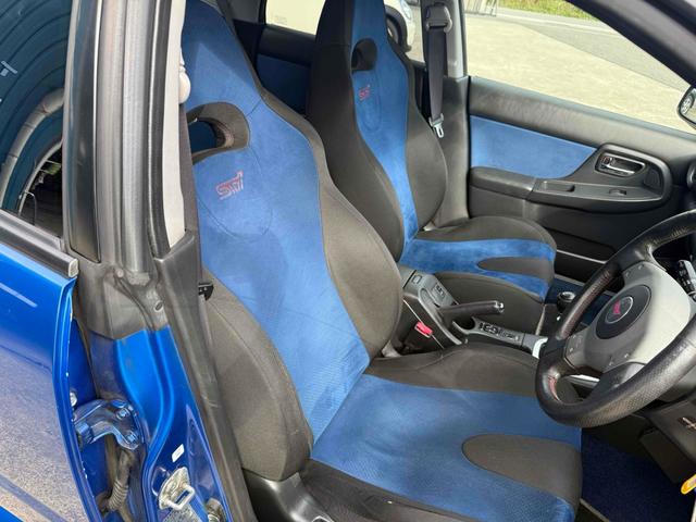 インプレッサ ＷＲＸ　ＳＴｉ　４ＷＤ　ドライブレコーダー　ＥＴＣ　アルミホイール　ＭＴ　キーレスエントリー　電動格納ミラー　ＣＤ　ＵＳＢ　Ｂｌｕｅｔｏｏｔｈ　衝突安全ボディ　ＡＢＳ　エアコン　パワーステアリング　パワーウィンドウ（39枚目）
