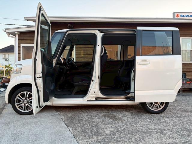 Ｎ－ＢＯＸ Ｇ　ＳＳパッケージ　ＳＤナビ　バックカメラ　ＥＴＣ　両側パワースライドドア　純正アルミホイール　フルオートエアコン　スマートキー　プッシュスタート　タイミングチェーン式エンジン　ドライブレコーダー（12枚目）