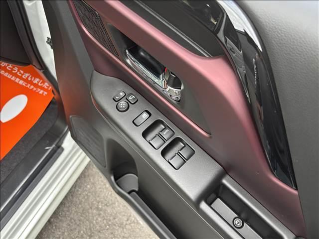 スペーシアカスタム ハイブリッドＸＳターボ　届出済未使用車　スズキセーフティサポート　プッシュスタート　ハーフレザーシート　シートヒーター　両側パワスラ　ＬＥＤヘッド／フォグ／シーケンシャルターンランプ　純正１５インチＡＷ　電格ウインカーミラー（22枚目）