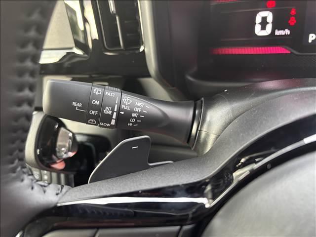 スペーシアカスタム ハイブリッドＸＳターボ　届出済未使用車　スズキセーフティサポート　プッシュスタート　ハーフレザーシート　シートヒーター　両側パワスラ　ＬＥＤヘッド／フォグ／シーケンシャルターンランプ　純正１５インチＡＷ　電格ウインカーミラー（24枚目）