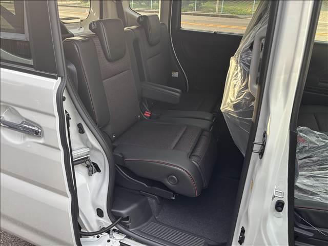 スペーシアカスタム ハイブリッドＸＳターボ　届出済未使用車　スズキセーフティサポート　プッシュスタート　ハーフレザーシート　シートヒーター　両側パワスラ　ＬＥＤヘッド／フォグ／シーケンシャルターンランプ　純正１５インチＡＷ　電格ウインカーミラー（40枚目）