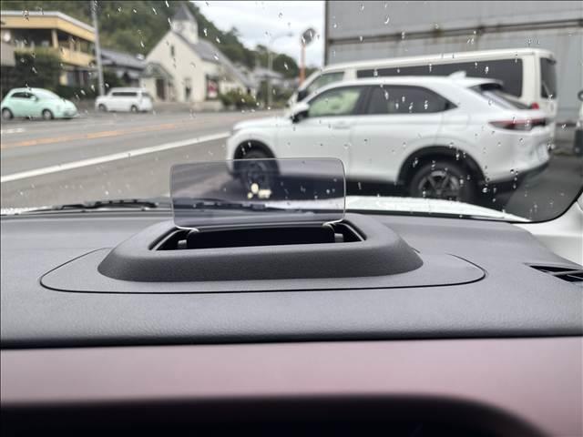 スペーシアカスタム ハイブリッドXSターボ 届出済未使用車 メーカー9インチメモリーナビ 全方位モニター スズキセーフティサポート ハーフレザーシート シートヒーター 両側パワスラ LEDヘッド/フォグ/シーケンシャルターンランプ(32枚目)