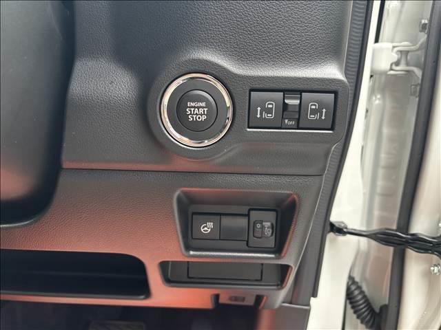 スペーシアカスタム ハイブリッドXSターボ 届出済未使用車 メーカー9インチメモリーナビ 全方位モニター スズキセーフティサポート ハーフレザーシート シートヒーター 両側パワスラ LEDヘッド/フォグ/シーケンシャルターンランプ(33枚目)