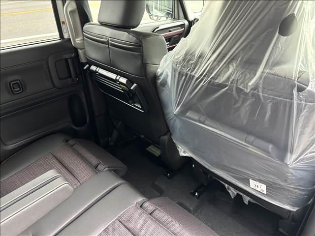 スペーシアカスタム ハイブリッドXSターボ 届出済未使用車 メーカー9インチメモリーナビ 全方位モニター スズキセーフティサポート ハーフレザーシート シートヒーター 両側パワスラ LEDヘッド/フォグ/シーケンシャルターンランプ(49枚目)