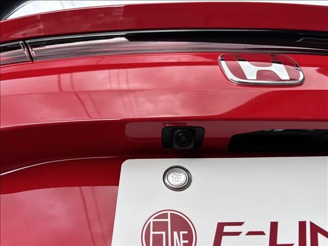 シビック タイプＲ　ワンオーナー　ホンダコネクトディスプレー　Ｂカメラ　ホンダセンシング　専用シート　フルＬＥＤヘッドランプ　純正１９インチＡＷ　専用サスペンション　Ｂｒｅｎｂｏ製ディスクブレーキ　ＥＴＣ２．０（14枚目）
