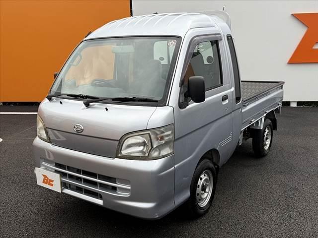 ハイゼットトラック ジャンボ　後期　オーディオ　５ＭＴ　ハイルーフ　３方開　プライバシーガラス　オーバーヘッドコンソール　サンバイザー　乗降グリップ　シートスライド　リクライニング　リモコンキー　パワードアロック　パワステ（10枚目）