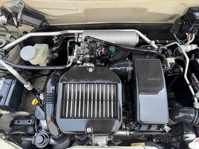 Ｋｅｉワークス ベースグレード　５ＭＴ　ＲＥＣＡＲＯシート　シートリフター　ＬＳＤ　ＳＵＺＵＫＩＳＰＯＲＴサスペンション　ＬＥＤヘッドライト　純正１５インチ　ＳＲＳエアバック　シルバーインパネ　エアコン　革巻ステアリングホイール（48枚目）