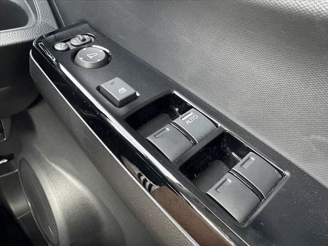 Ｎ－ＯＮＥ オリジナル　後期　８型ナビ　ホンダセンシング　フルセグ　バックカメラ　ＬＥＤヘッド　オートライト　スマートキー　プラズマクラスター　シートバックポケット　パーキングセンサー　オートハイビーム　電子パーキング（26枚目）