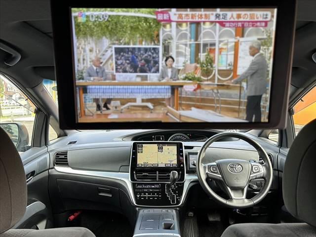 エスティマハイブリッド アエラス　後期　４ＷＤ　ムーンルーフ　１０型ナビ　ＦＤモニター　セーフティセンスＣ　クルコン　両電スラ　スマートキー　フルセグ　Ｂカメラ　純１７インチＡＷ　Ｐシート　コーナーセンサー　横滑り防止　ＡＣ１００Ｖ（2枚目）