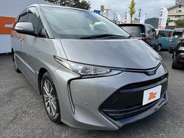 エスティマハイブリッド アエラス　後期　４ＷＤ　ムーンルーフ　１０型ナビ　ＦＤモニター　セーフティセンスＣ　クルコン　両電スラ　スマートキー　フルセグ　Ｂカメラ　純１７インチＡＷ　Ｐシート　コーナーセンサー　横滑り防止　ＡＣ１００Ｖ（8枚目）