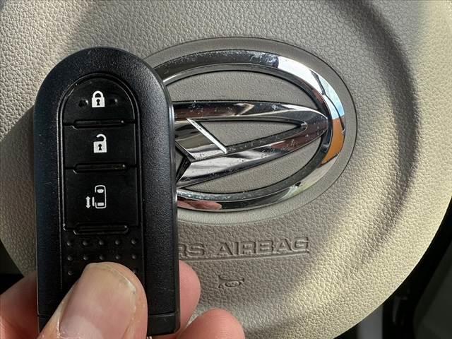 タント Ｘターボ　ＳＡＩＩ　禁煙車　中期　スマアシ２　純正ナビ　フルセグ　バックカメラ　電スラ　イージークローザー　プッシュスタート　オートライト　Ａストップ　横滑り防止　ＥＴＣ　チルトステ　シートリフター　Ｒサンシェード（4枚目）