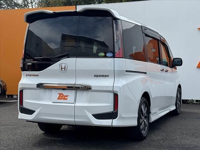 ステップワゴンスパーダ スパーダ　ホンダセンシング　禁煙車　ホンダセンシング　９インチナビ　フルセグ　バックカメラ　ＬＥＤヘッド　オートライト　フォグ　スマートキー　シートバックテーブル　純１６インチＡＷ　ＥＴＣ　ステリモ　横滑り防止　パドルシフト（13枚目）