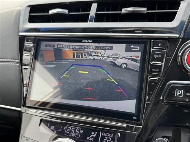 プリウスアルファ Ｓツーリングセレクション・Ｇ’ｓ　禁煙車　後期　９インチナビ　ＦＤモニター　フルセグ　バックカメラ　ＬＥＤヘッド　オートライト　スマートキー　ＥＴＣ　ステリモ　純１８インチＡＷ　ダウンサス　合皮コンビシート　シートリフター　７人乗（5枚目）
