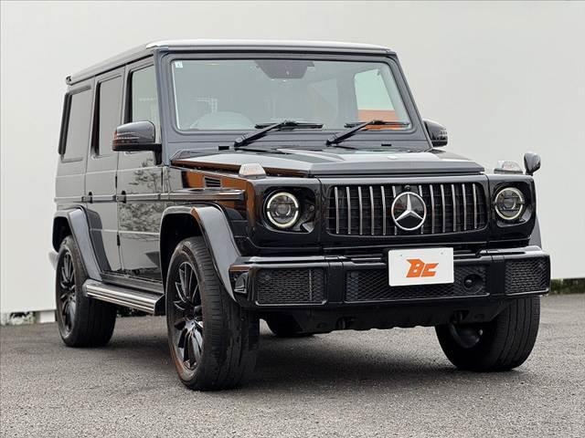 Ｇクラス Ｇ３５０ｄ　禁煙車　ラグジュアリーＰＫＧ　社外エアロ　社外ヘッド　パナメリカーナグリル　８．８インチナビ　フルセグ　バックカメラ　サンルーフ　パワーシート　シートヒーター　２０インチＡＷ　茶革シート　ＥＴＣ（8枚目）