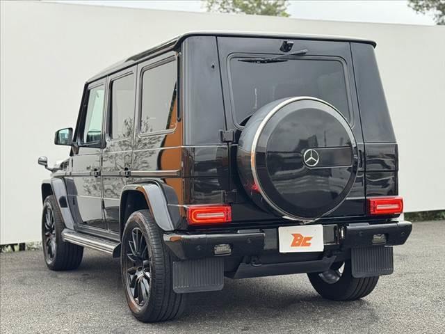 Ｇクラス Ｇ３５０ｄ　禁煙車　ラグジュアリーＰＫＧ　社外エアロ　社外ヘッド　パナメリカーナグリル　８．８インチナビ　フルセグ　バックカメラ　サンルーフ　パワーシート　シートヒーター　２０インチＡＷ　茶革シート　ＥＴＣ（15枚目）