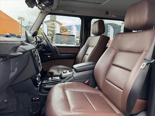 Ｇクラス Ｇ３５０ｄ　禁煙車　ラグジュアリーＰＫＧ　社外エアロ　社外ヘッド　パナメリカーナグリル　８．８インチナビ　フルセグ　バックカメラ　サンルーフ　パワーシート　シートヒーター　２０インチＡＷ　茶革シート　ＥＴＣ（17枚目）
