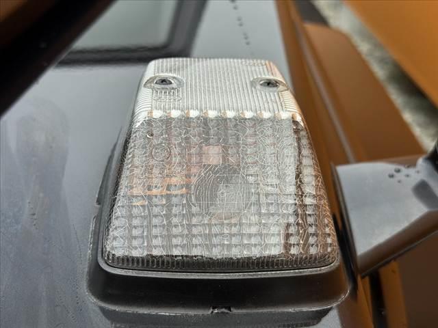 Ｇクラス Ｇ３５０ｄ　禁煙車　ラグジュアリーＰＫＧ　社外エアロ　社外ヘッド　パナメリカーナグリル　８．８インチナビ　フルセグ　バックカメラ　サンルーフ　パワーシート　シートヒーター　２０インチＡＷ　茶革シート　ＥＴＣ（30枚目）