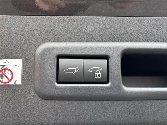 LBX リラックス 禁煙車 HUD セーフティシステム+ BSM パノラミックビューモニター 9.8型ナビ フルセグ LEDヘッド スマートキー Pバックドア ステアヒーター パドルシフト Pシート シートヒーター ETC(7枚目)