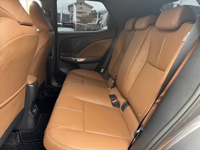 LBX リラックス 禁煙車 HUD セーフティシステム+ BSM パノラミックビューモニター 9.8型ナビ フルセグ LEDヘッド スマートキー Pバックドア ステアヒーター パドルシフト Pシート シートヒーター ETC(18枚目)