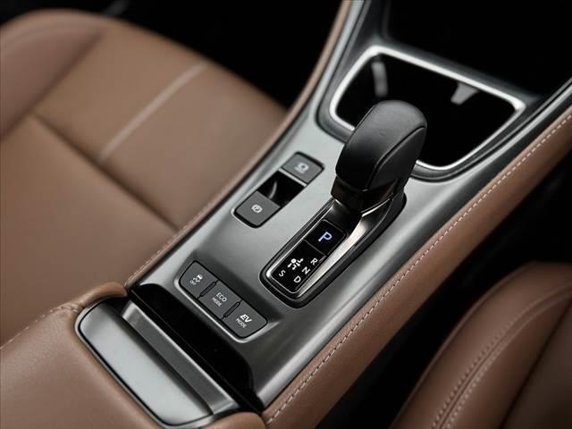 LBX リラックス 禁煙車 HUD セーフティシステム+ BSM パノラミックビューモニター 9.8型ナビ フルセグ LEDヘッド スマートキー Pバックドア ステアヒーター パドルシフト Pシート シートヒーター ETC(29枚目)