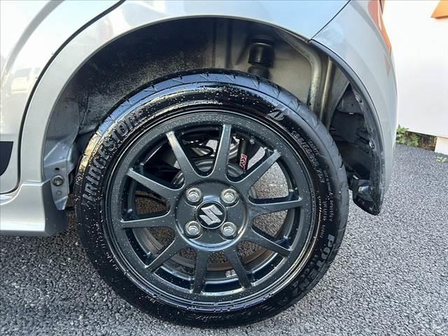 アルトワークス ベースグレード 車検整備付 後期 セーフティサポート ナビ 地デジTV RECAROシート HIDヘッド Aライト プッシュスタート パドルシフト 革巻きステ プライバシーガラス リアワイパー ウィンカーミラー Rスポイラー(41枚目)