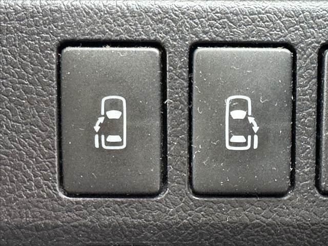 ヴォクシー ZS 煌II 禁煙車 後期 ナビ 地デジTV バックカメラ 両電スラ HIDヘッド オートライト フォグ スマートキー 純16インチAW ウィンカーミラー 革巻ステ パドルシフト イモビ アームレスト シートリフター(6枚目)