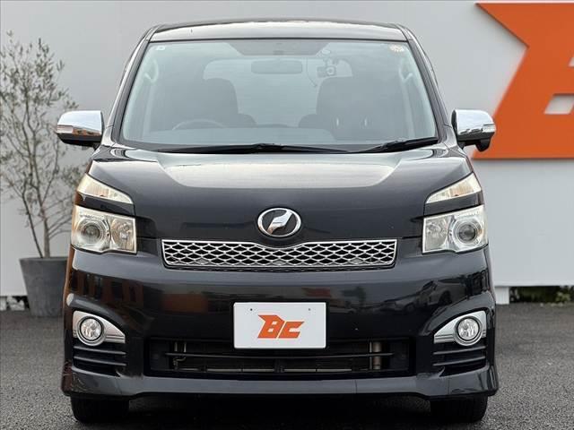 ヴォクシー ZS 煌II 禁煙車 後期 ナビ 地デジTV バックカメラ 両電スラ HIDヘッド オートライト フォグ スマートキー 純16インチAW ウィンカーミラー 革巻ステ パドルシフト イモビ アームレスト シートリフター(9枚目)