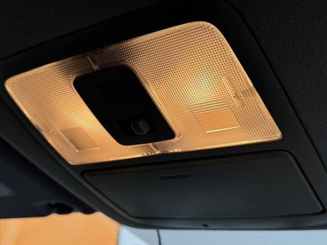 ヴォクシー ZS 煌II 禁煙車 後期 ナビ 地デジTV バックカメラ 両電スラ HIDヘッド オートライト フォグ スマートキー 純16インチAW ウィンカーミラー 革巻ステ パドルシフト イモビ アームレスト シートリフター(29枚目)