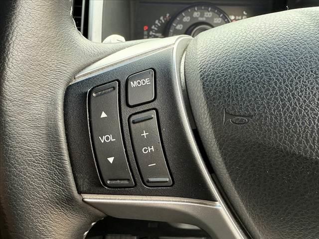 ステップワゴンスパーダ Z クールスピリット 禁煙車 両側パワスラ 9インチナビ フルセグ バックカメラ ドラレコ クルコン Wエアバック Aストップ HIDヘッド Aライト ETC 純正17インチAW オートエアコン スマートキー イモビ(28枚目)