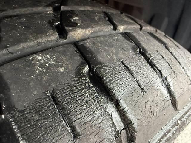 ステップワゴンスパーダ Z クールスピリット 禁煙車 両側パワスラ 9インチナビ フルセグ バックカメラ ドラレコ クルコン Wエアバック Aストップ HIDヘッド Aライト ETC 純正17インチAW オートエアコン スマートキー イモビ(40枚目)